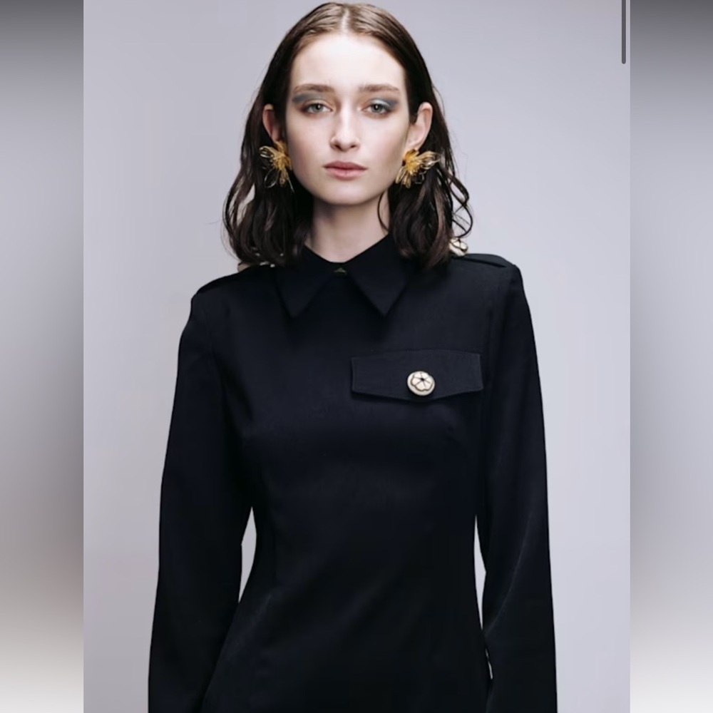 BNWT Fitted Long Sleeve Dress With Stand-Up Collar - Black - Picture 2 of 5